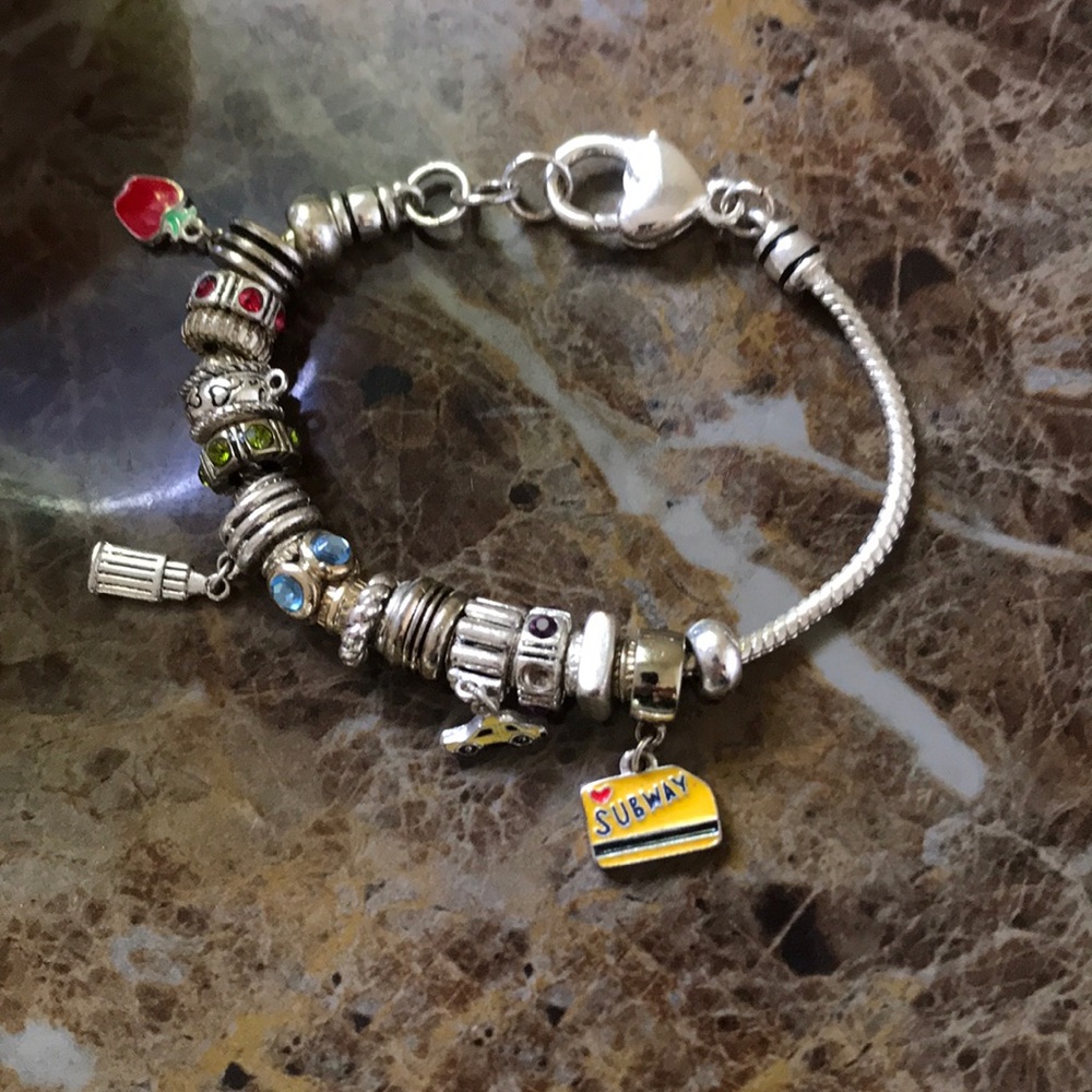 NYC CHARM BRACELET
